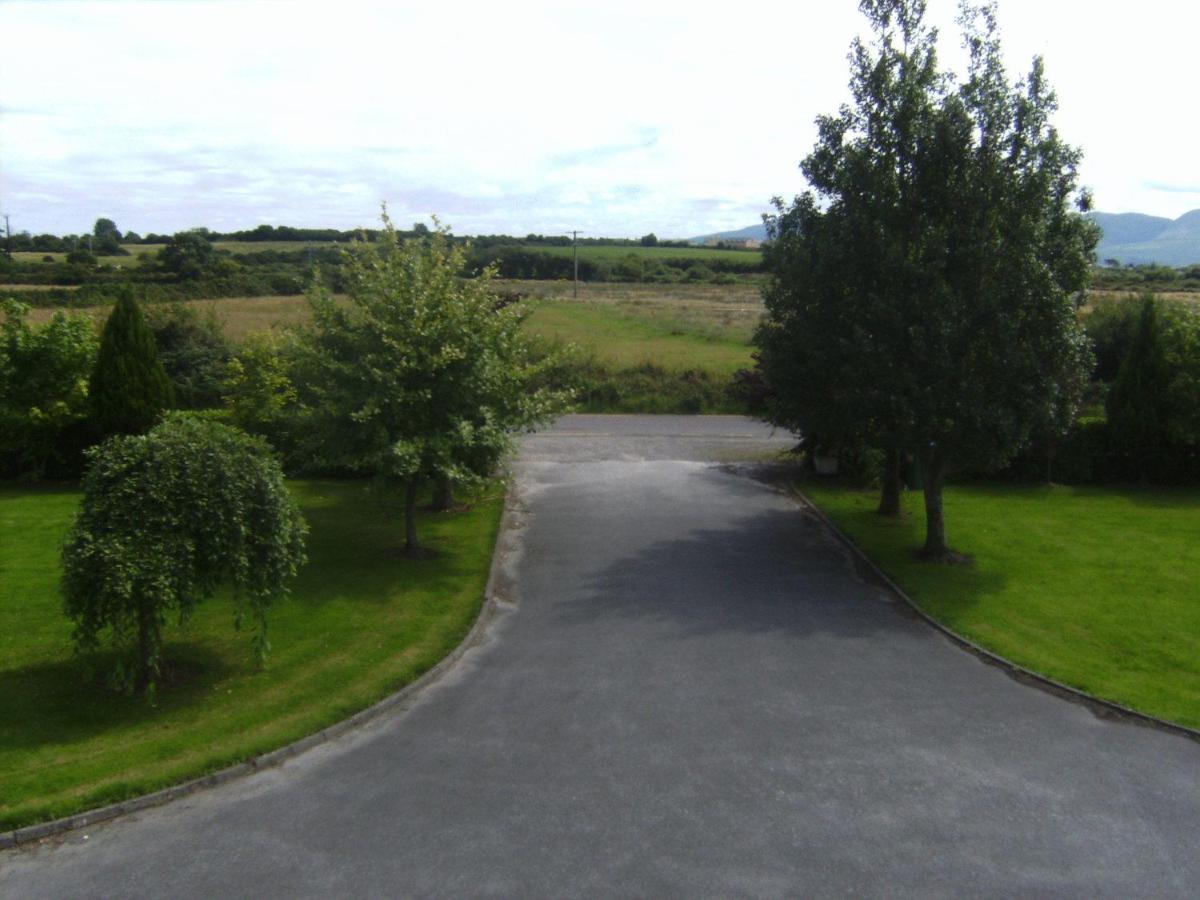 Westfield House Hotel Killorglin Esterno foto